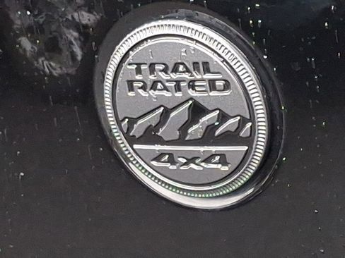 Used 2022 Jeep Wrangler Unlimited Sport image 30