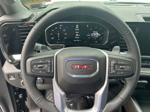 New 2026 GMC Sierra 1500 SLT w/ SLT Premium Package AWD/4WD image 13