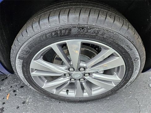 Certified 2025 Cadillac XT6 Premium Luxury image 14