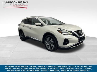 Used 2020 Nissan Murano SL w/ Moonroof Package