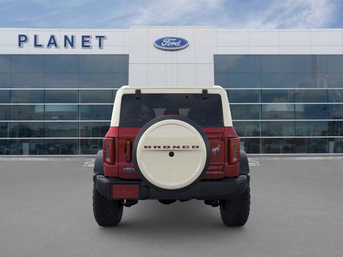 New 2026 Ford Bronco Outer Banks w/ Sasquatch Package image 6