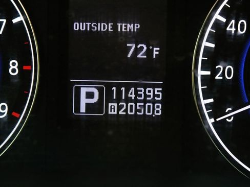 Used 2014 INFINITI Q60 Journey w/ Premium Package image 14