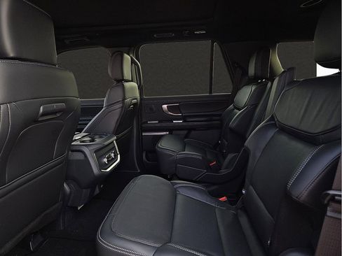 New 2025 Ford Expedition Platinum w/ Stealth Performance Package image 10