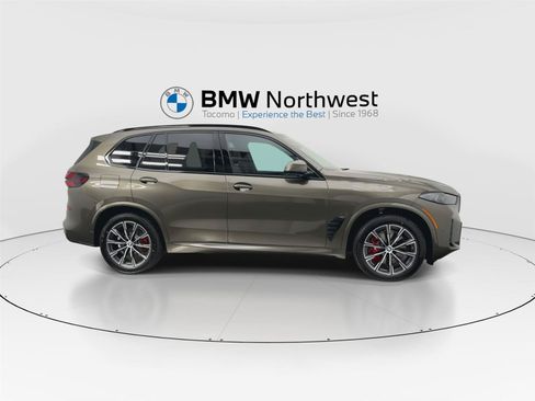 New 2026 BMW X5 xDrive40i w/ M Sport Package AWD/4WD image 5