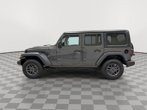 Used 2025 Jeep Wrangler Unlimited Sport AWD/4WD image 6