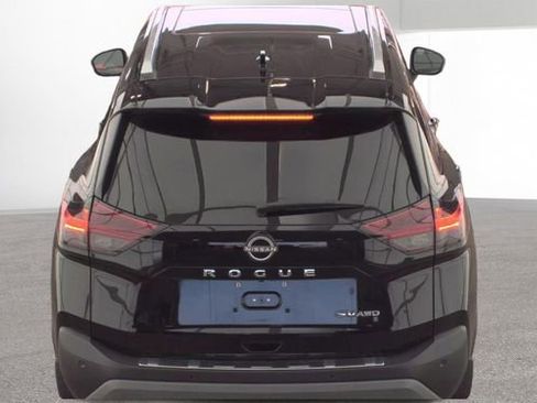 Used 2023 Nissan Rogue SV w/ SV Premium B Package AWD/4WD image 6