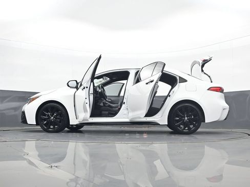 Used 2022 Toyota Corolla SE FWD image 34