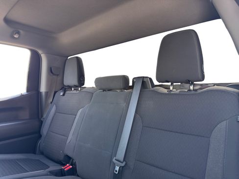 Used 2021 Chevrolet Silverado 1500 LT RWD image 13