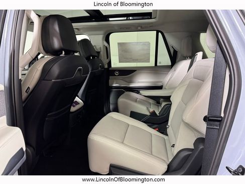 New 2025 Lincoln Navigator L Reserve image 50