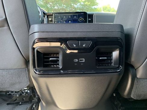 Used 2025 Chevrolet Silverado 1500 ZR2 w/ Technology Package AWD/4WD image 32