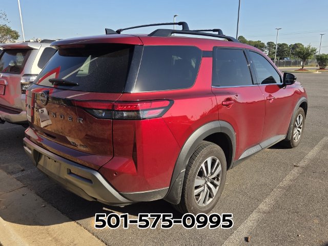 Used 2026 Nissan Pathfinder SL AWD/4WD image 4