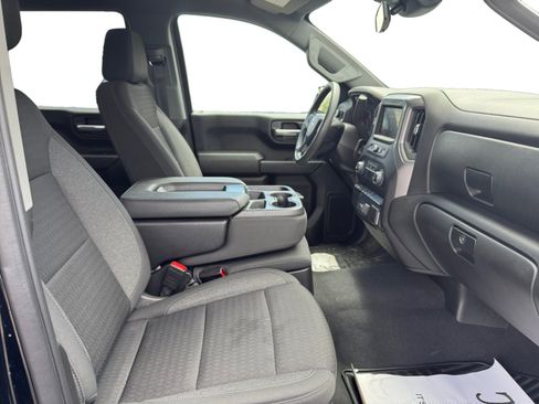 Used 2023 Chevrolet Silverado 1500 Custom AWD/4WD image 16