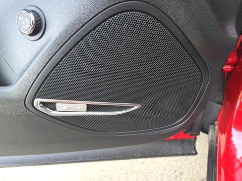 New 2025 Buick Envision Sport Touring image 9