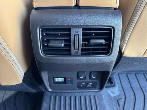 Used 2023 Nissan Rogue Platinum w/ Platinum Premium Package AWD/4WD image 27