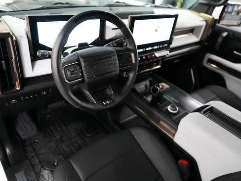 Used 2024 GMC Hummer EV 2X AWD/4WD image 16