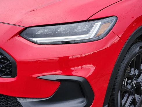 Used 2024 Honda HR-V Sport image 11