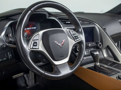 Used 2015 Chevrolet Corvette Stingray Convertible w/ 2LT Preferred Equipment Group RWD image 31