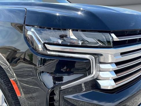 Used 2022 Chevrolet Tahoe High Country AWD/4WD image 33