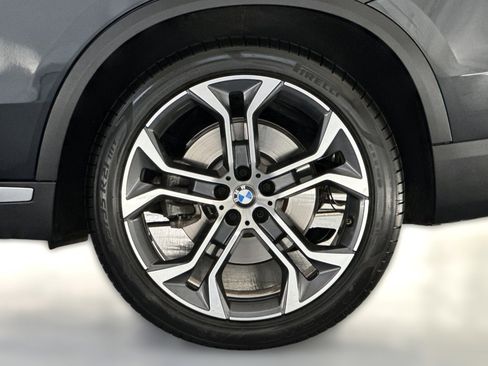 Used 2023 BMW X5 sDrive40i w/ Climate Comfort Package image 11