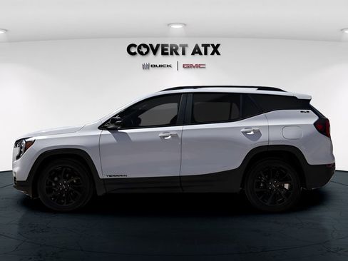 Used 2024 GMC Terrain SLE w/ Driver Convenience Package image 5