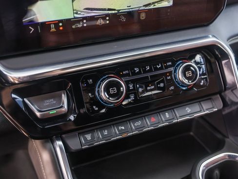 Used 2024 GMC Sierra 2500 Denali Ultimate image 21