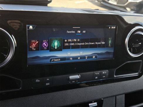 Used 2025 Mercedes-Benz Sprinter 2500 image 16