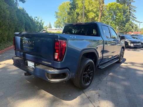 Used 2024 GMC Sierra 1500 Elevation w/ LPO, Elevation Black Package AWD/4WD image 4