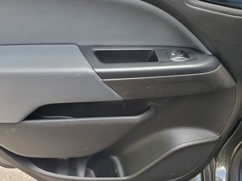 Used 2018 Chevrolet Colorado Z71 AWD/4WD image 36