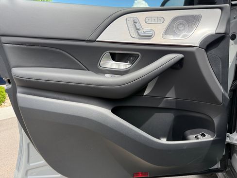 New 2026 Mercedes-Benz GLE 450 4MATIC Coupe image 17