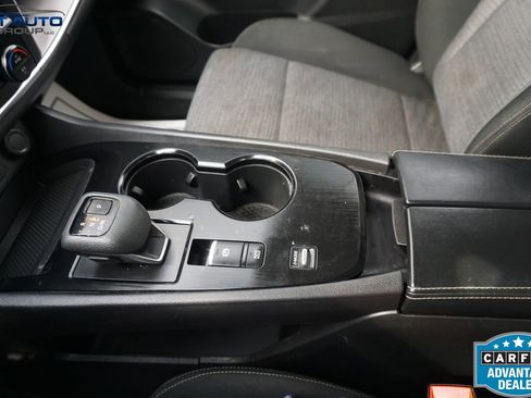 Used 2023 Nissan Rogue SV image 36