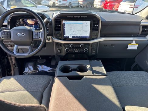 Used 2022 Ford F150 XLT w/ Equipment Group 302A High image 46