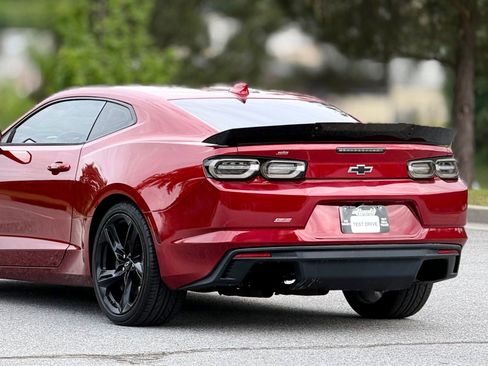 Used 2021 Chevrolet Camaro SS RWD image 44