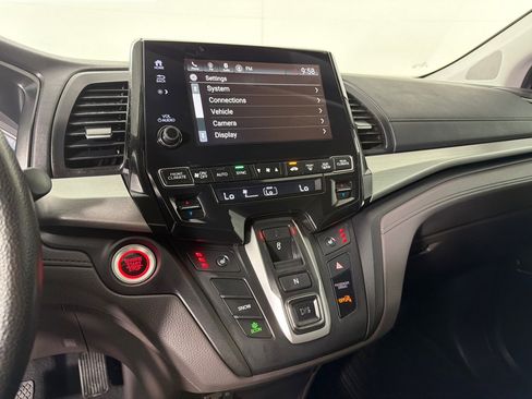 Used 2019 Honda Odyssey EX image 17