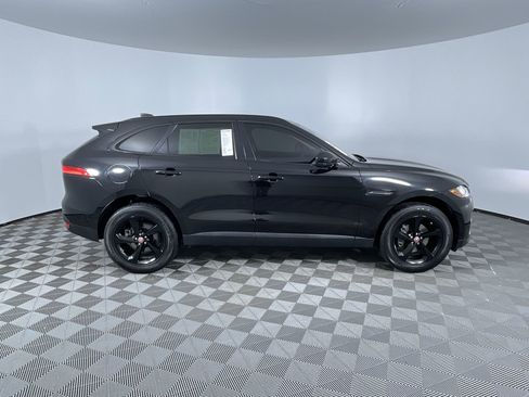 Used 2020 Jaguar F-PACE Prestige image 10