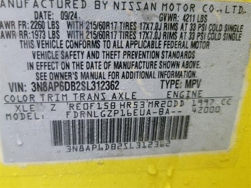 Certified 2025 Nissan Kicks SR image 30