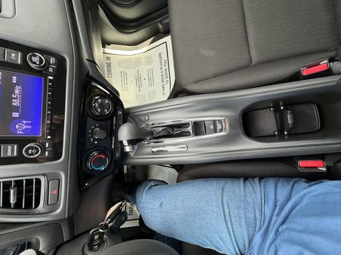 Used 2016 Honda HR-V LX image 26