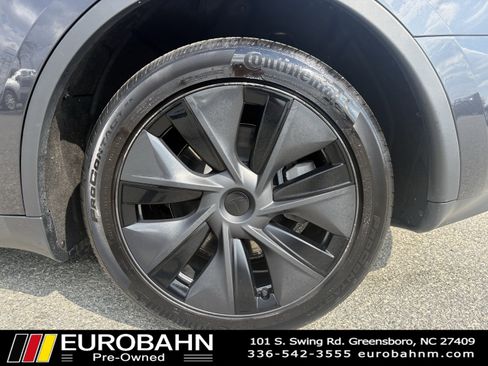 Used 2025 Tesla Model Y Long Range image 33