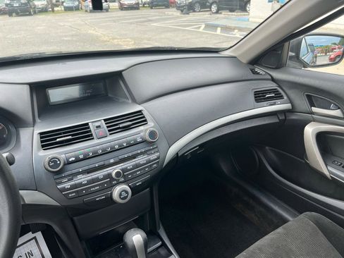 Used 2009 Honda Accord EX image 14
