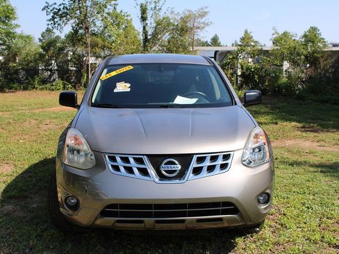 Used 2012 Nissan Rogue S w/ Special Edition Pkg FWD image 2