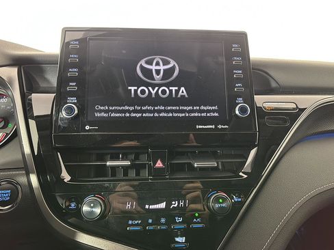 Used 2022 Toyota Camry XSE image 31