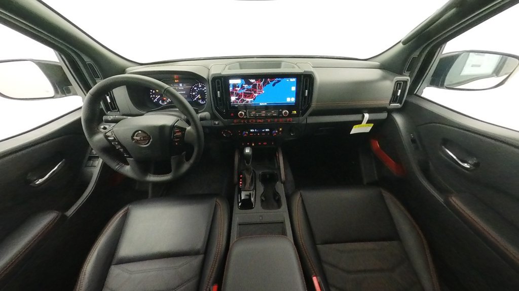 Certified 2025 Nissan Frontier PRO-4X w/ Pro Premium Package AWD/4WD image 30