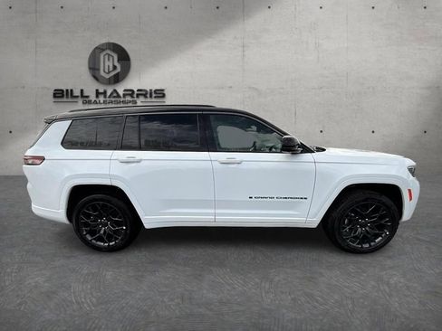 New 2026 Jeep Grand Cherokee L Summit w/ Obsidian Package AWD/4WD image 5