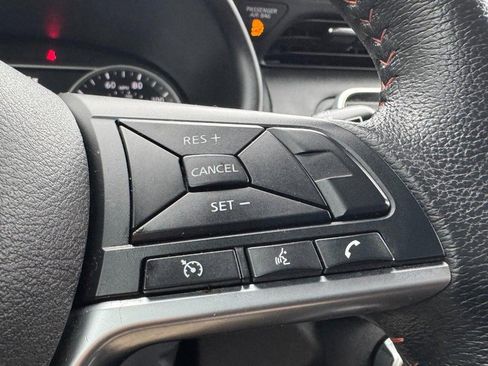 Used 2020 Nissan Kicks SR w/ SR Premium Package image 17