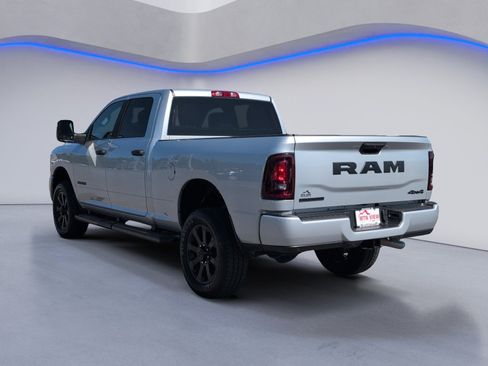 Used 2026 RAM 2500 Big Horn AWD/4WD image 5