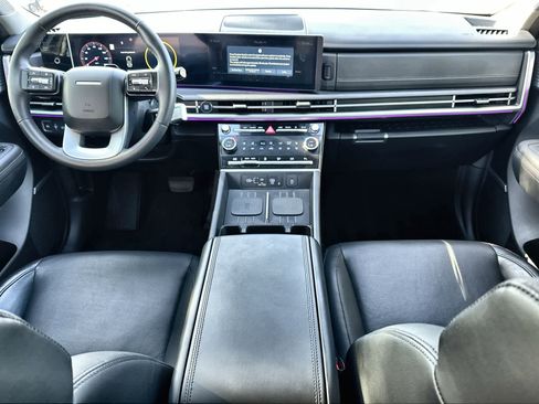 Used 2024 Hyundai Santa Fe Limited image 10