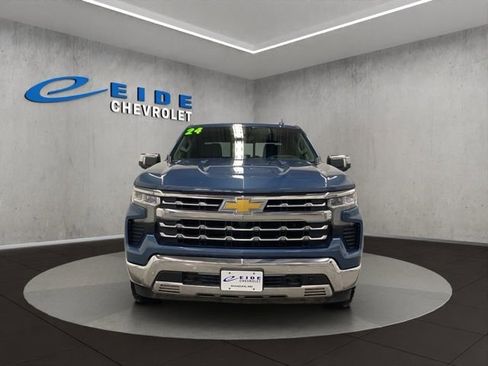 Used 2024 Chevrolet Silverado 1500 LTZ w/ Technology Package image 8
