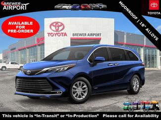 New 2026 Toyota Sienna XLE video 1