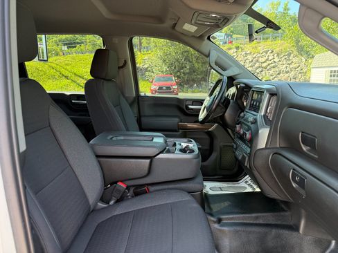 Used 2022 Chevrolet Silverado 2500 LT w/ Convenience Package AWD/4WD image 22