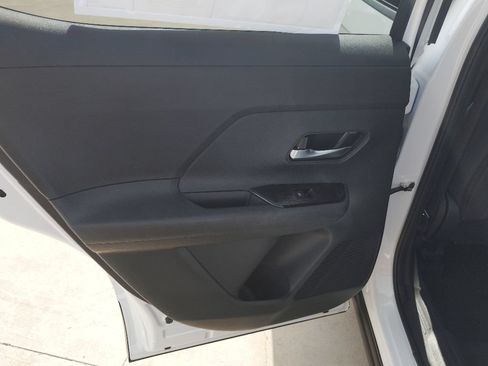 New 2026 Nissan Kicks SV w/ SV Premium Package FWD image 9