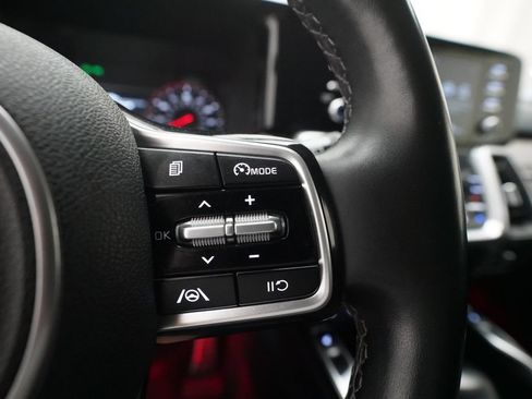 Used 2021 Kia Sorento EX AWD/4WD image 19